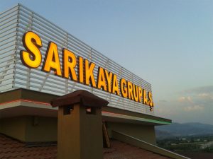 Çatı Panosu 6 atı tabelası istanbul çatı tabelası cati tabelasi tabela çatı panosu yeni reklam tabela yaptırmak istiyorum tabela modelleri reklamcılar nerde çatı reklamları 1600x1200