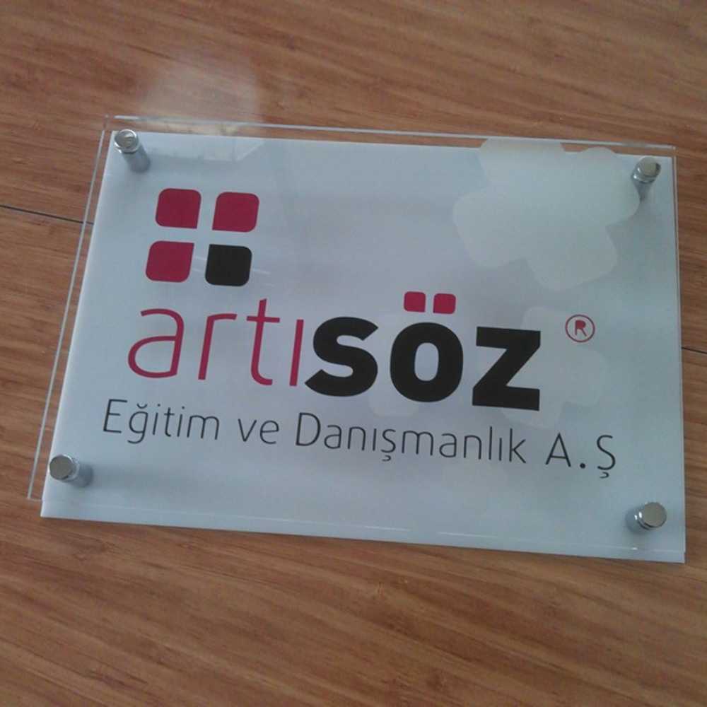 Pleksi Kapı Tabelası 3 ofis is yeri firma pleksi kapi tabelalari