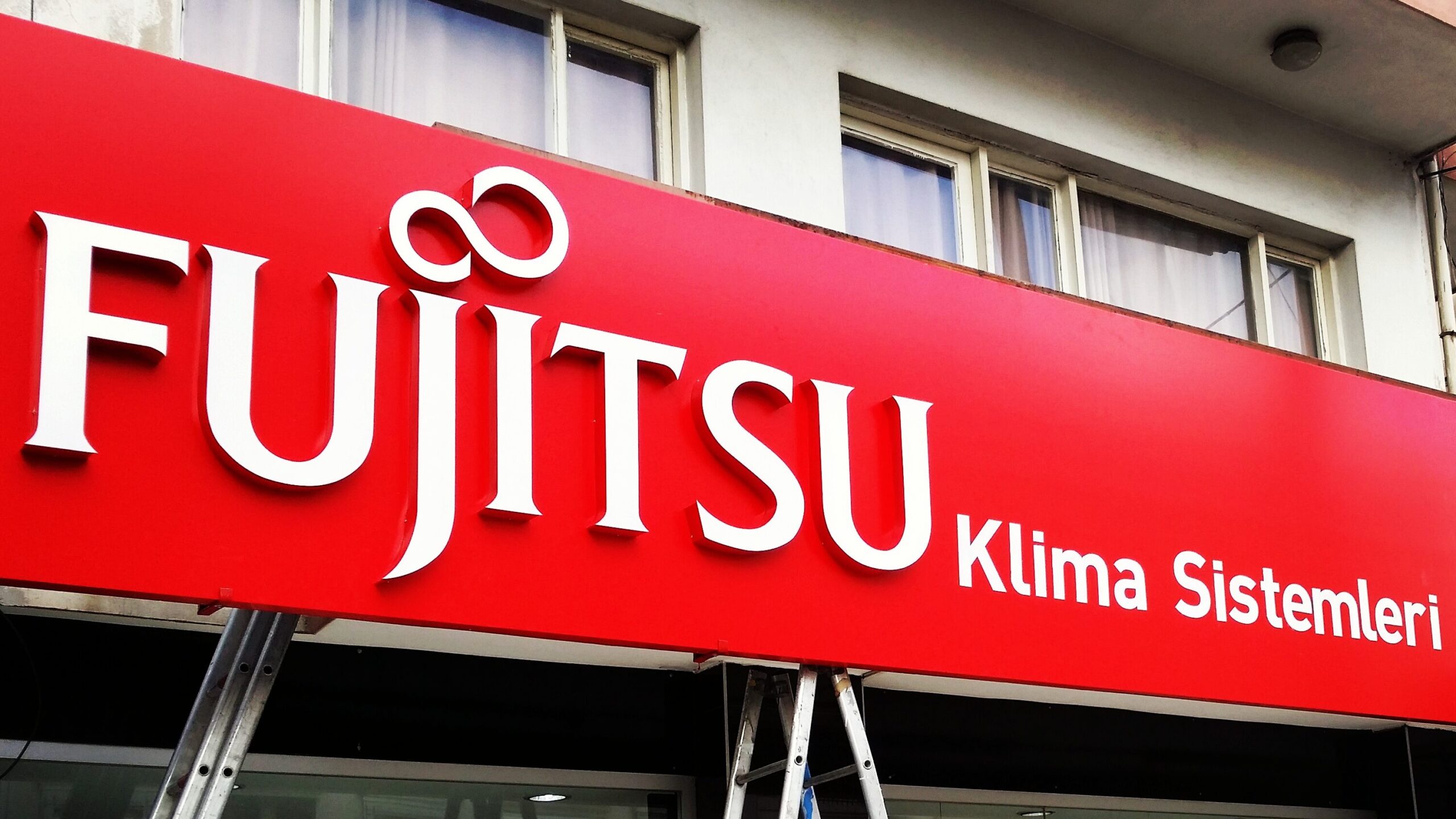 Tuzla Pleksi Kutu Harf 2 pleksi kutu harf tabela 1 edited scaled